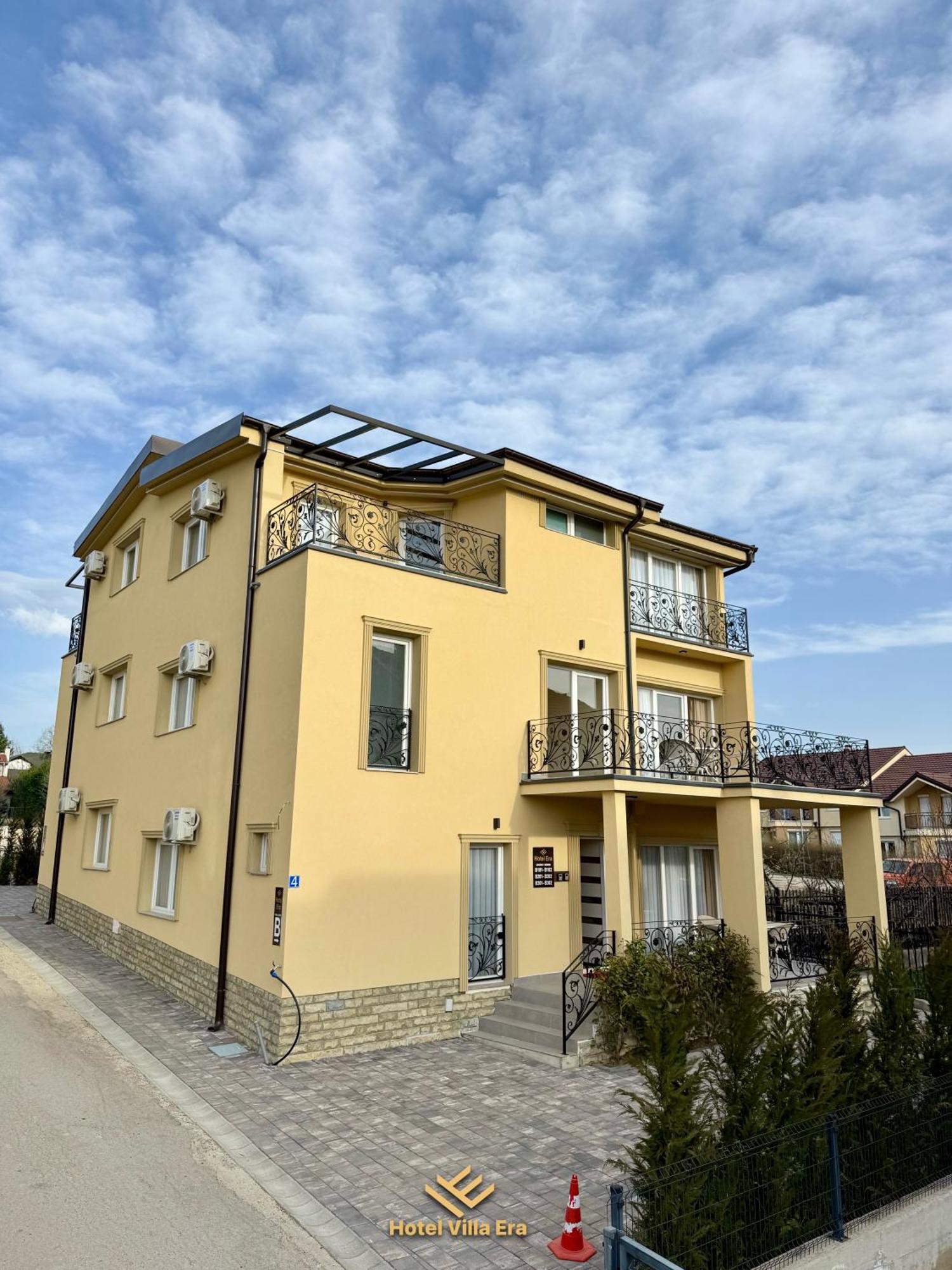 Hotel Era Pristina Exterior photo